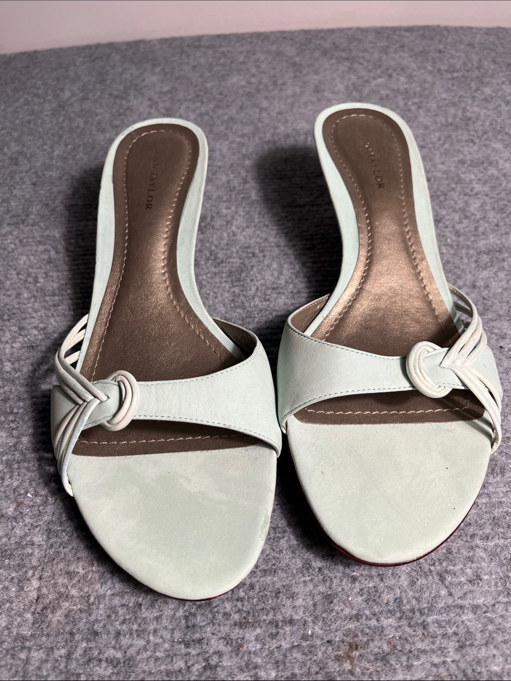 Ann Taylor Pale Mint Knot Front Slide Mules